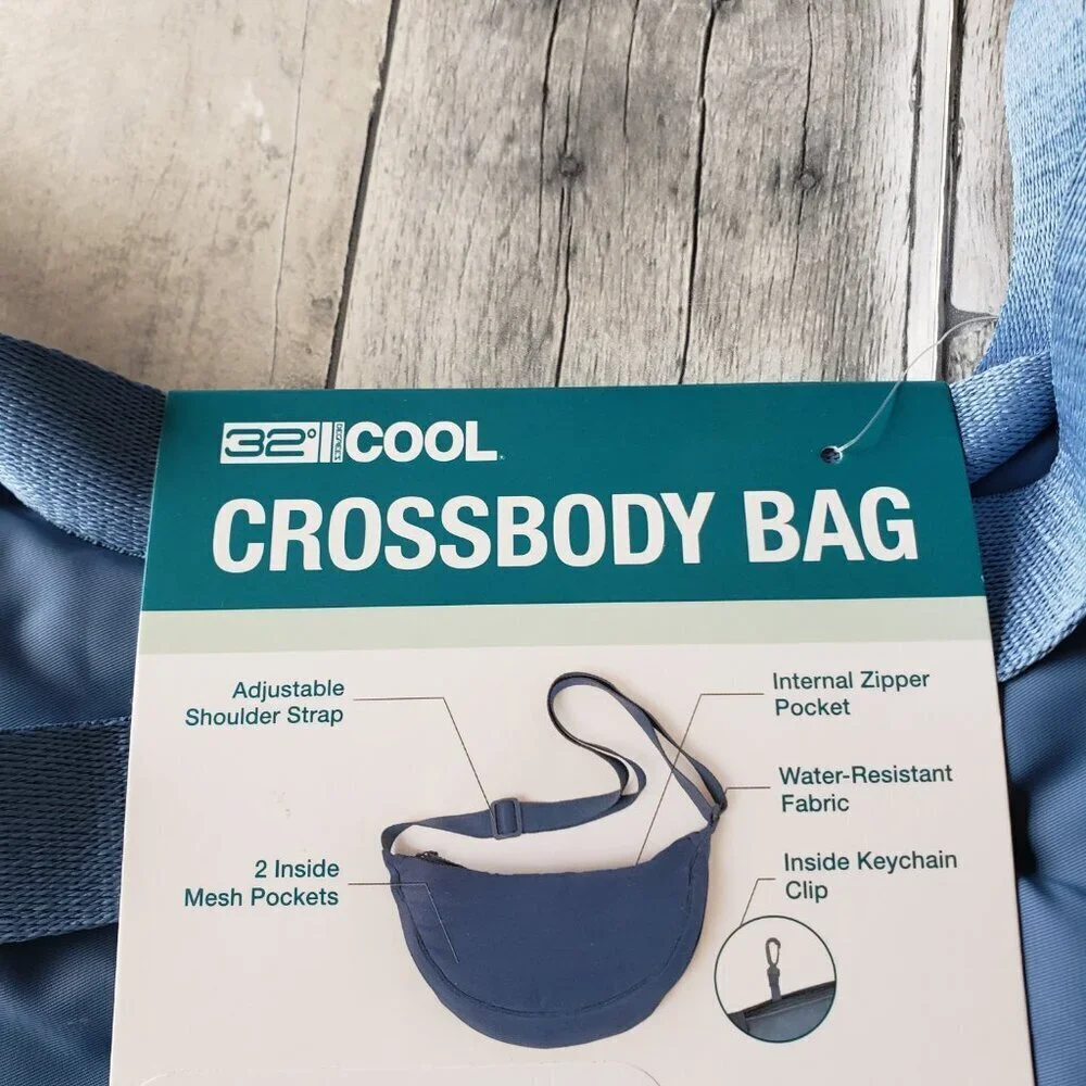 NWT - 32 Degrees Cool Blue Crossbody Bag - Picture 2 of 2